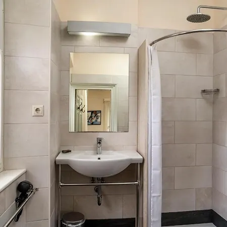 Kefalomandouko B&B